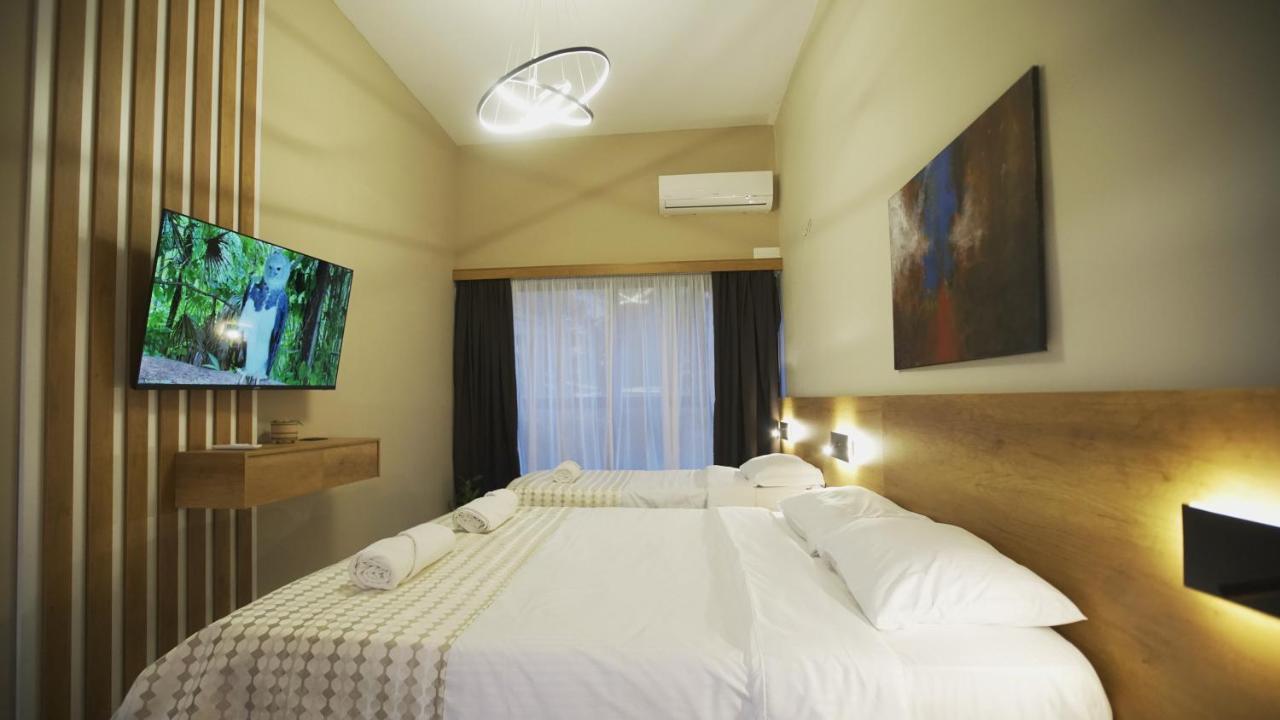 Daily Rent Studio Apartments Tirana Exterior photo